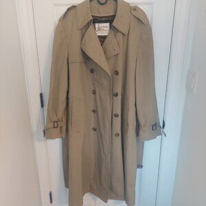 Vintage London Fog Trench 42 Reg.